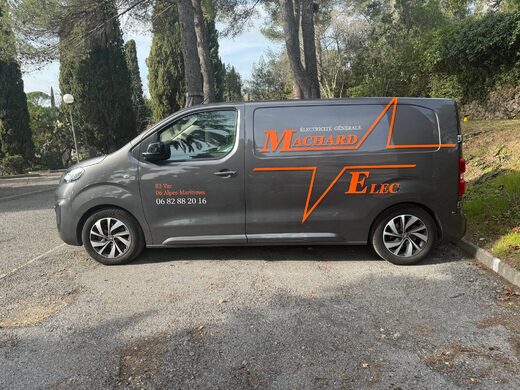 Nous contacter